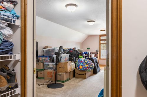 1061 Robinhood Dr, Meskegon MI  49445-2075 exterior