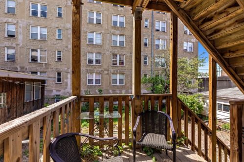 5338 Winthrop Ave, Chicago IL  60640-2335 exterior