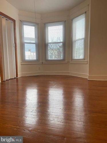 3096 Aramingo Ave, Philadelphia PA 19134-4421 exterior