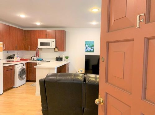 245 Gano St, Providence RI  02906-4023 exterior