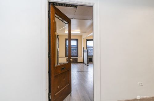 7 Wenatchee Ave, Wenatchee, WA 98801-2210