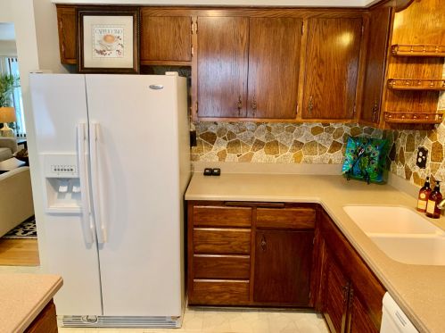 6420 49, Milwaukee WI 53208-1105 exterior