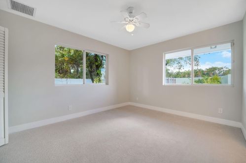 3997 5 Ave, Boca Raton FL 33432-6073 exterior