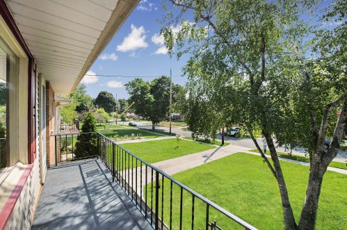 452 Plainfield Ave, Milwaukee WI 53207-5054 exterior