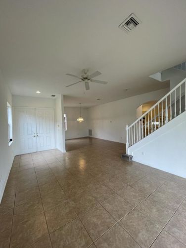 2213 Newport Is Blvd, Fort Pierce FL 34953-4378 exterior