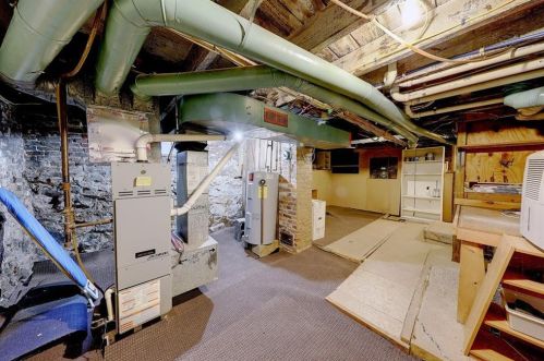 65 Preston St, Providence RI 02906-3817 exterior