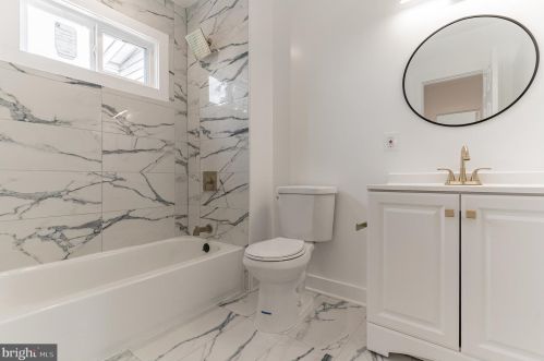 928 47th Pl, Washington DC  20019-3720 exterior