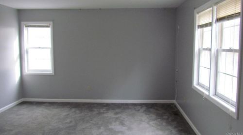 9 Harvard Dr, Poughkeepsie NY 12603-1159 exterior