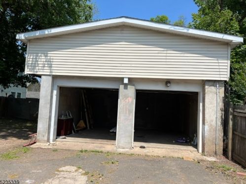 926 3rd St, Plainfield NJ 07063-1242 exterior