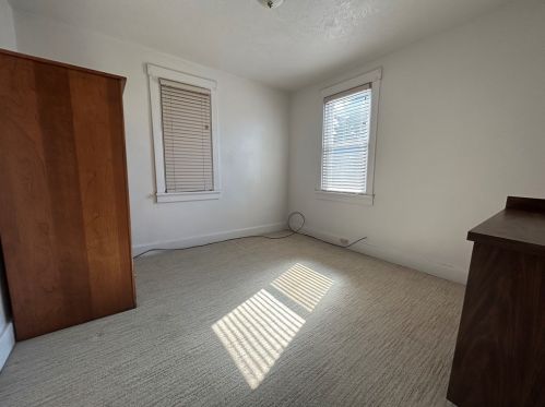 2436 Woodstock Ave, Pittsburgh PA 15218-2631 exterior