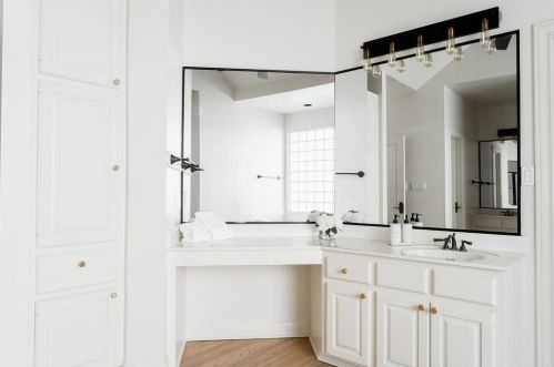 3315 Bridle Path, Austin TX 78703-2605 exterior