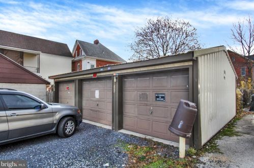 205 High St, Hanover PA  17331-2911 exterior