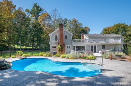 2 Haviland Rd, Ridgefield, CT 06877-2819