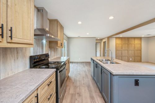 212 Juniper Ave, Defuniak Springs FL 32433-7518 exterior