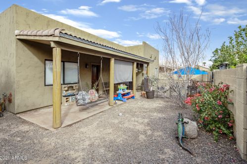 17313 22 Way, Phoenix AZ 85022-2255 exterior