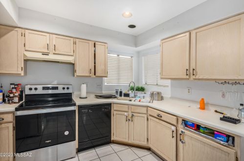 3044 Country Meadow Dr, Tucson AZ  85742-4855 exterior