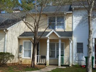 2386 Cove Rd, Lithonia GA  30058-8960 exterior