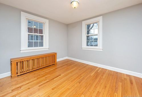 108 Harding St, New Britain CT 06052-1607 exterior