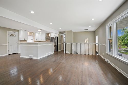 10826 Longwood Dr, Chicago IL  60643-3313 exterior