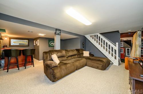 294 Austin Ave, Old Bridge NJ 08857-1205 exterior