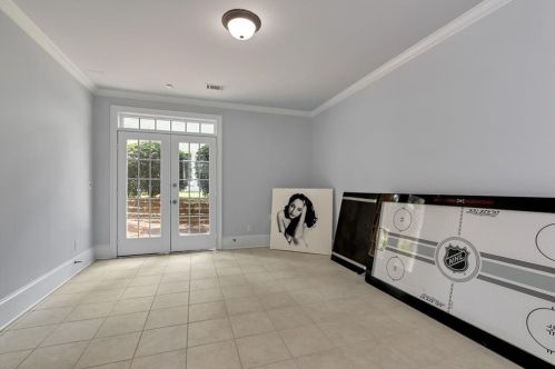 2132 Innsfail Dr, Lithonia GA  30078-2059 exterior