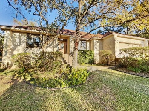 7206 Anaqua Dr, Austin TX 78750-7929 exterior