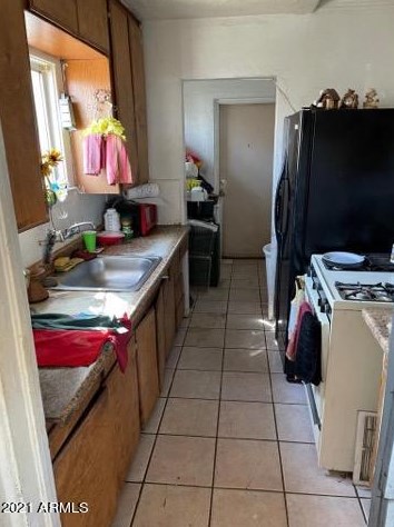 374 20 Dr, Phoenix AZ 85009-3819 exterior