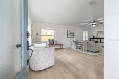 1220 Clifton St, Tampa FL  33604-6810 exterior