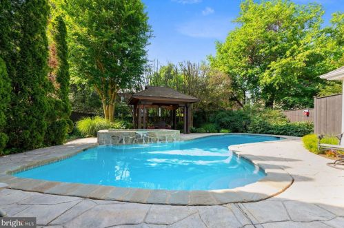 14 Glendale Ave, Alexandria VA 22301-2403 exterior