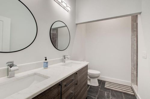 210 Mathewson Pl, Atlanta GA  30314-2629 exterior