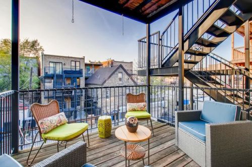 1310 Claremont Ave, Chicago IL  60608-1103 exterior