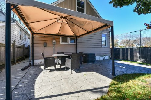 2254 61, Milwaukee WI 53213-1502 exterior