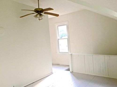 210 Mathilda St, Pittsburgh PA 15224-2143 exterior