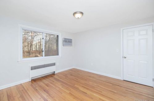 42 Lepage Rd, Windsor CT  06095-4443 exterior