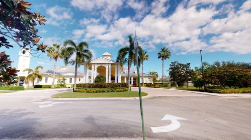 112 Berkeley Ave, Fort Pierce FL 34986-3594 exterior