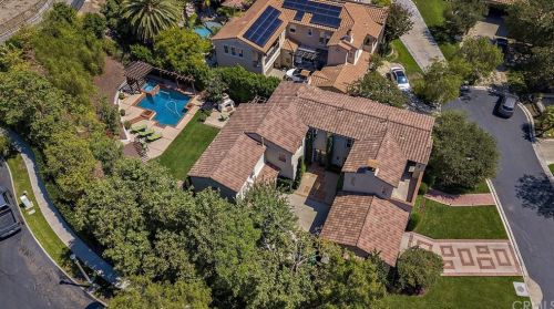 10723 Plumas Way, Tustin CA  92782-4305 exterior