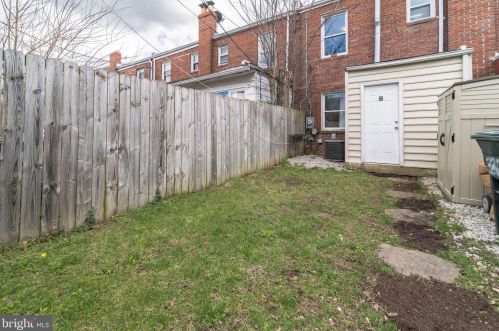 3322 Clay Pl, Washington DC 20019-1429 exterior