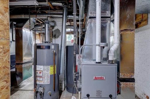 19 Bergen St, Providence RI 02908-4600 exterior