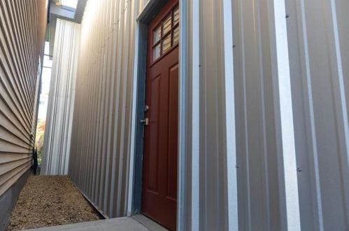 3204 Downing St, Pittsburgh PA  15219-3777 exterior