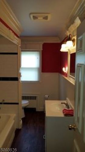 12 Adamsville Rd, Bridgewater NJ 08807-3049 exterior