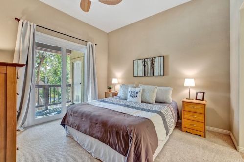 13360 Verona, Tustin CA  92782-9140 exterior