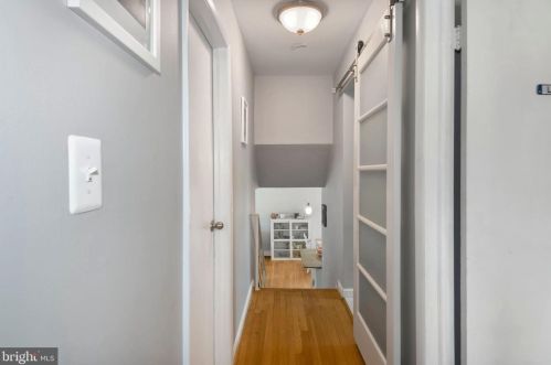 8901 Vly Frg Dr, Alexandria VA exterior