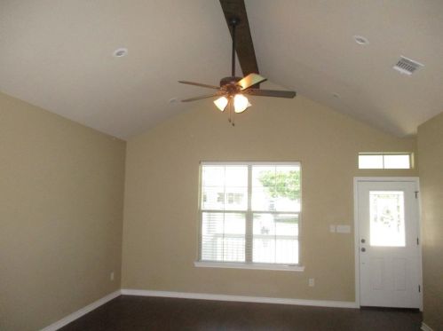 1020 Gandy St, Denison TX  75020-3301 exterior