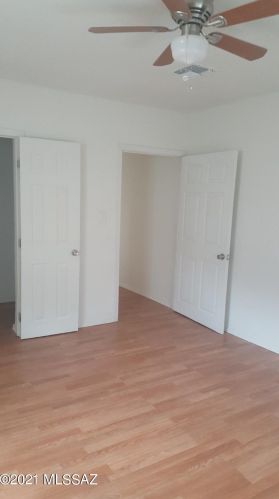 802 34th St, Tucson AZ  85713-4611 exterior