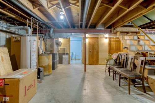 1398 Andrew St, Grand Rapids MI 49508-4814 exterior