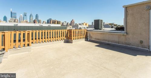 1000 18 St, Philadelphia PA 19140-3508 exterior