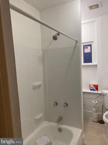 4328 Frankford Ave, Philadelphia PA  19124-3928 exterior