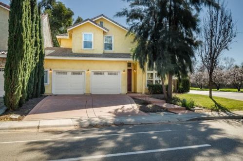 2234 Humboldt Ave, Davis, CA 95616-3086