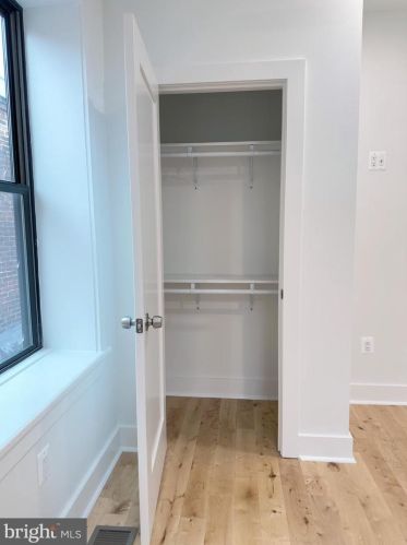 1639 Jackson St, Philadelphia PA 19145-3617 exterior