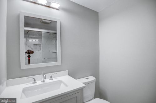 4115 Duvawn St, Alexandria VA 22310-2023 exterior